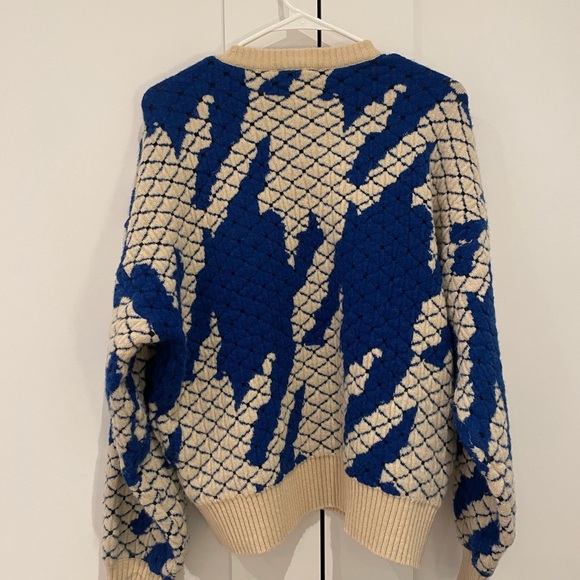 Bohme Blue and Cream pattern Sweater - Picture 2 of 5